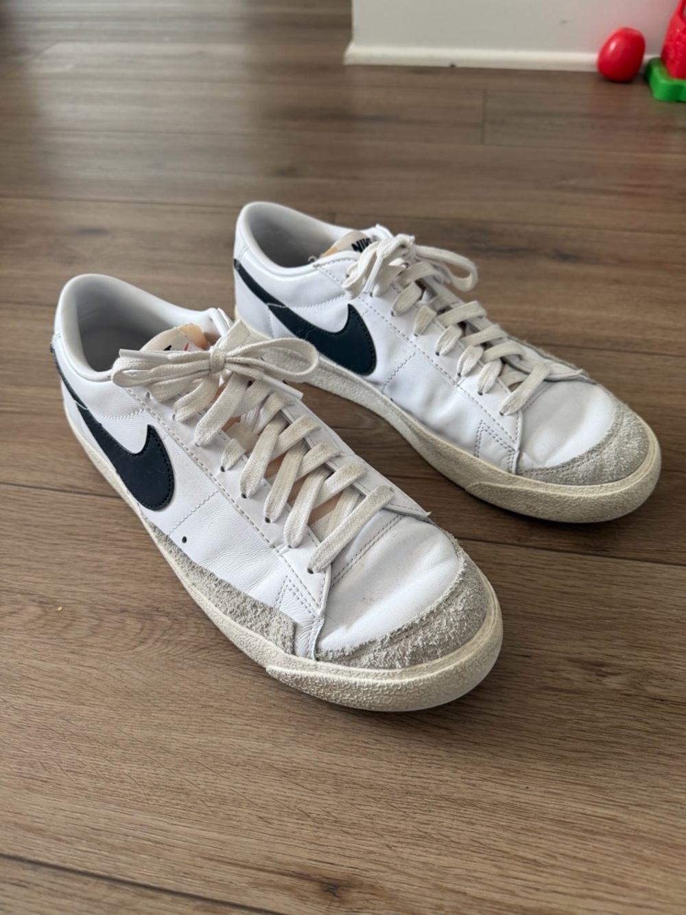 Nike Blazers Low Top Black Swoosh
